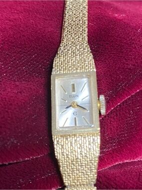 Vintage Elgin 10K Gold Filled Wind-Up Watch Mechanical Swiss Style Running